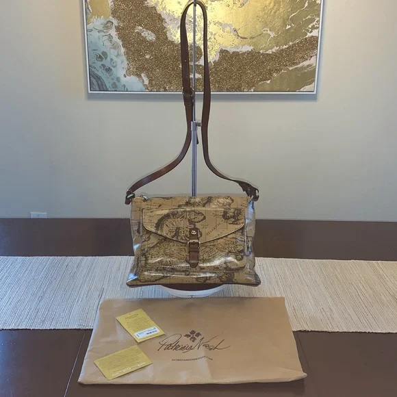 Patricia Nash Kirby crossbody + dust cover EUC